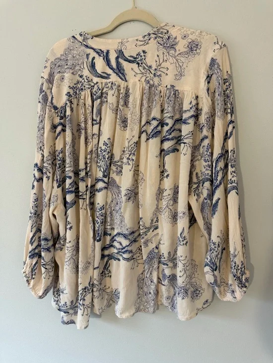 Free People Boho Cream and Navy Floral Button-Front Blouse - Picture 4 of 7